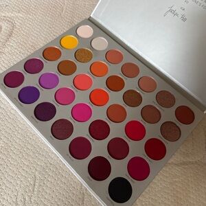 Morphe Eyeshadow Palette - Jaclyn Hill Volume II
